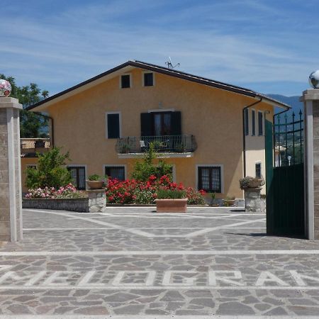 I Due Melograni Agriresort Tarano Dış mekan fotoğraf