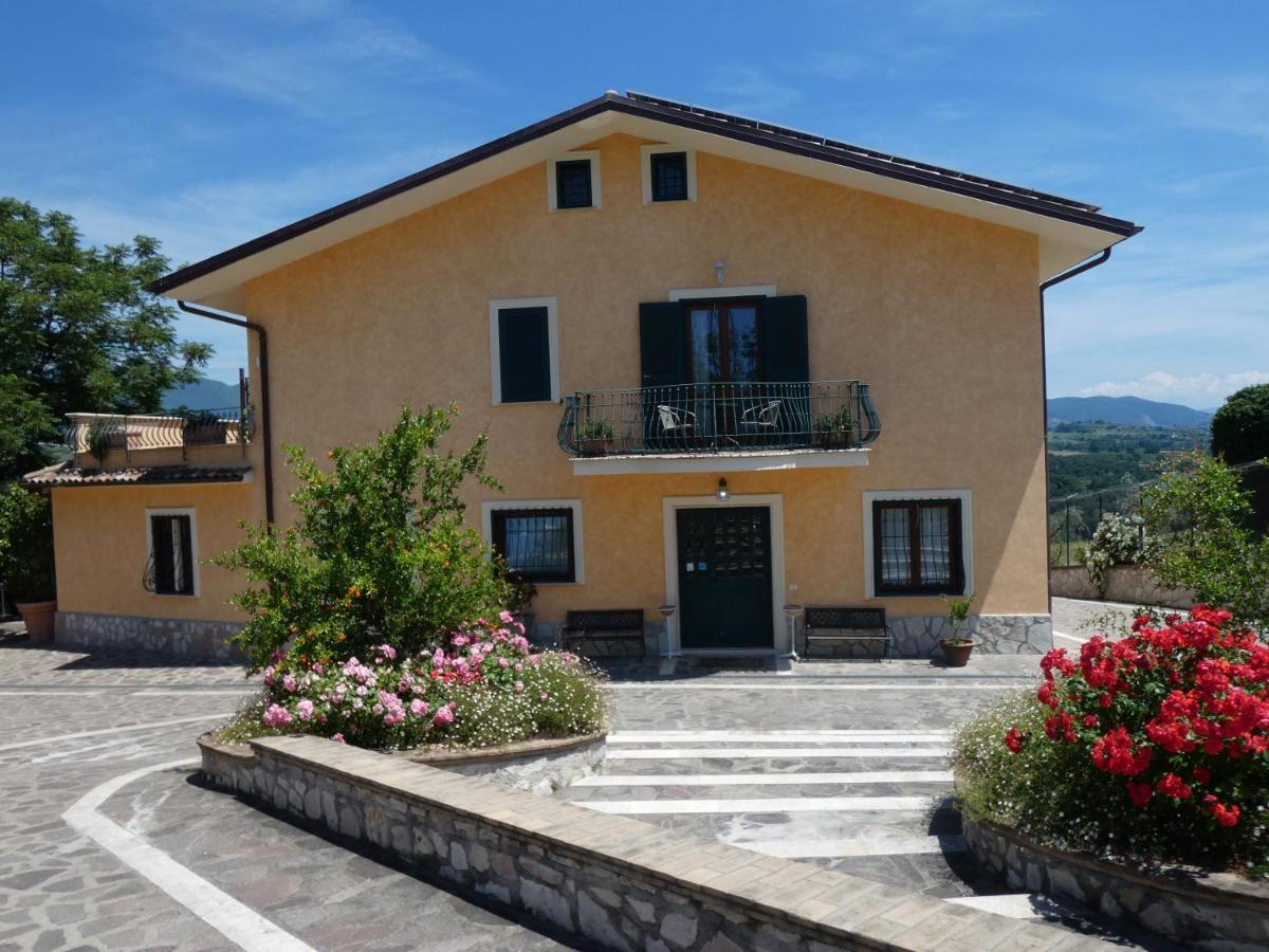 I Due Melograni Agriresort Tarano Dış mekan fotoğraf