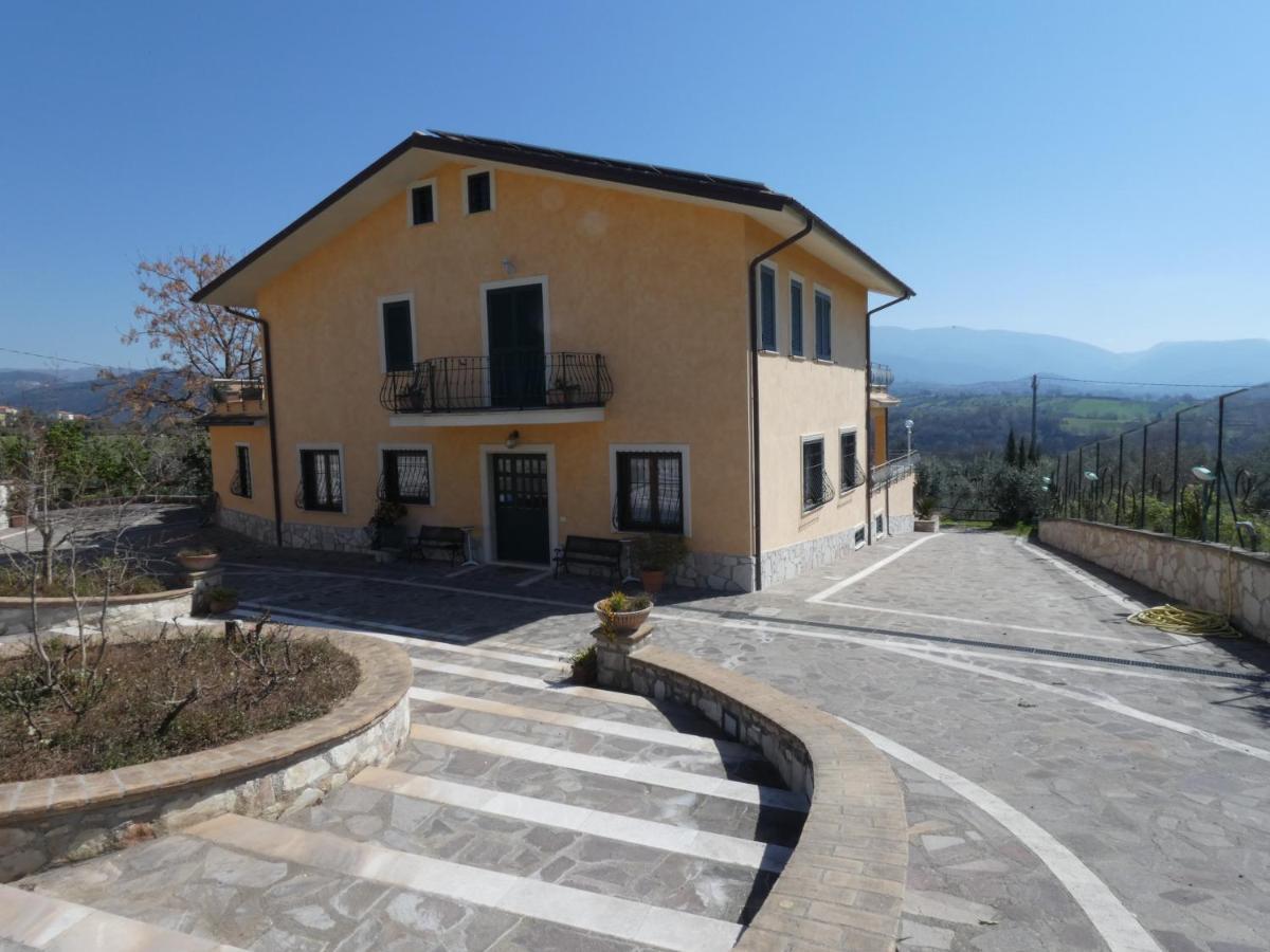 I Due Melograni Agriresort Tarano Dış mekan fotoğraf